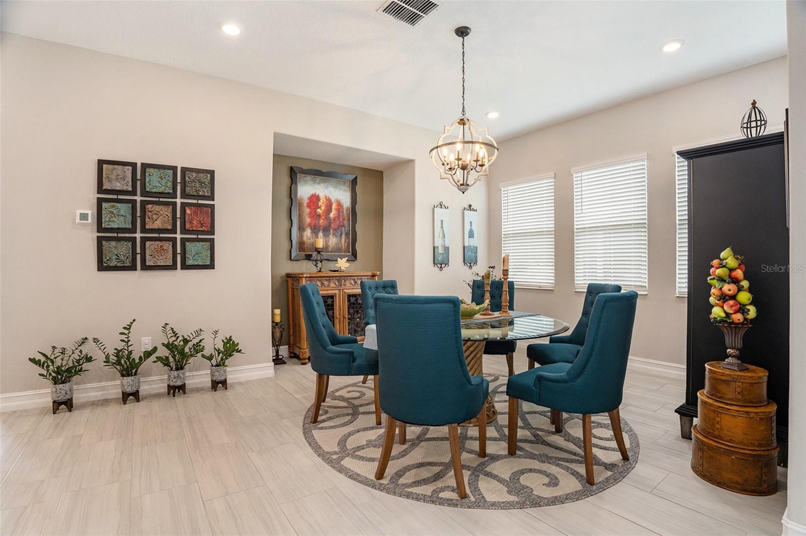 Dining Room Area