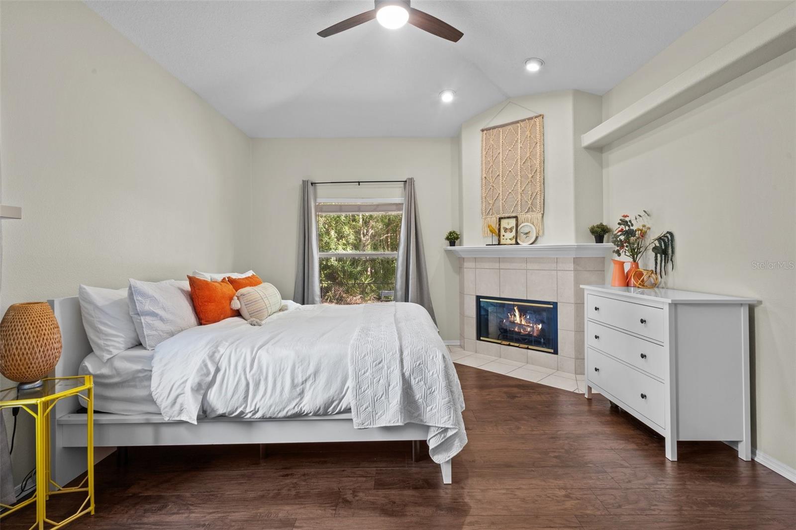 Primary suite
