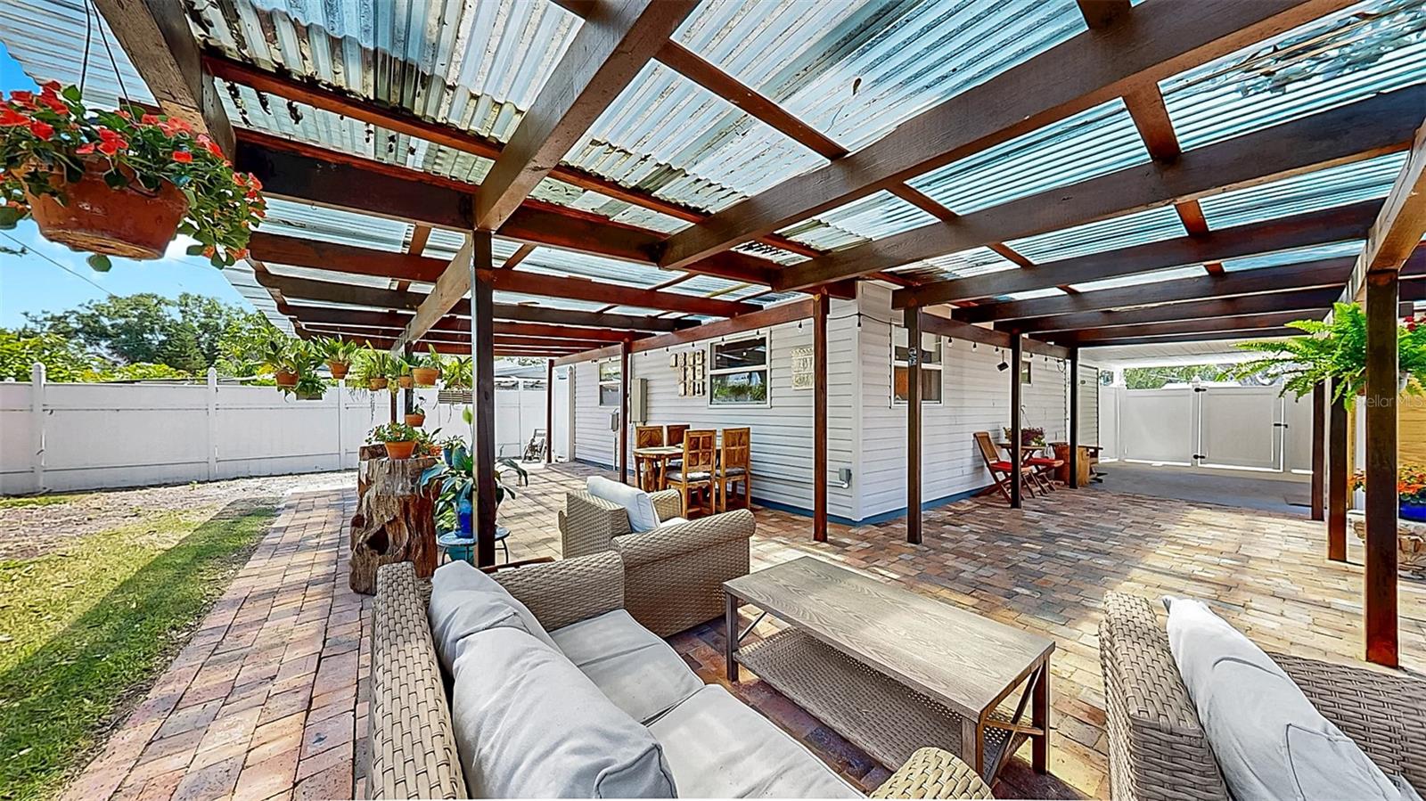 L-shaped covered patio