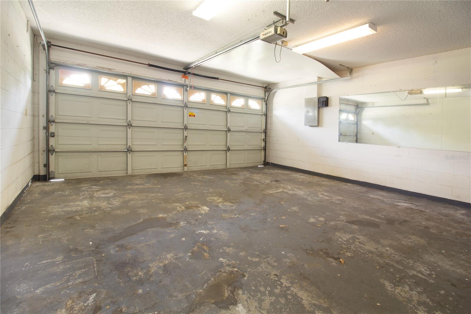 2 Car Garage