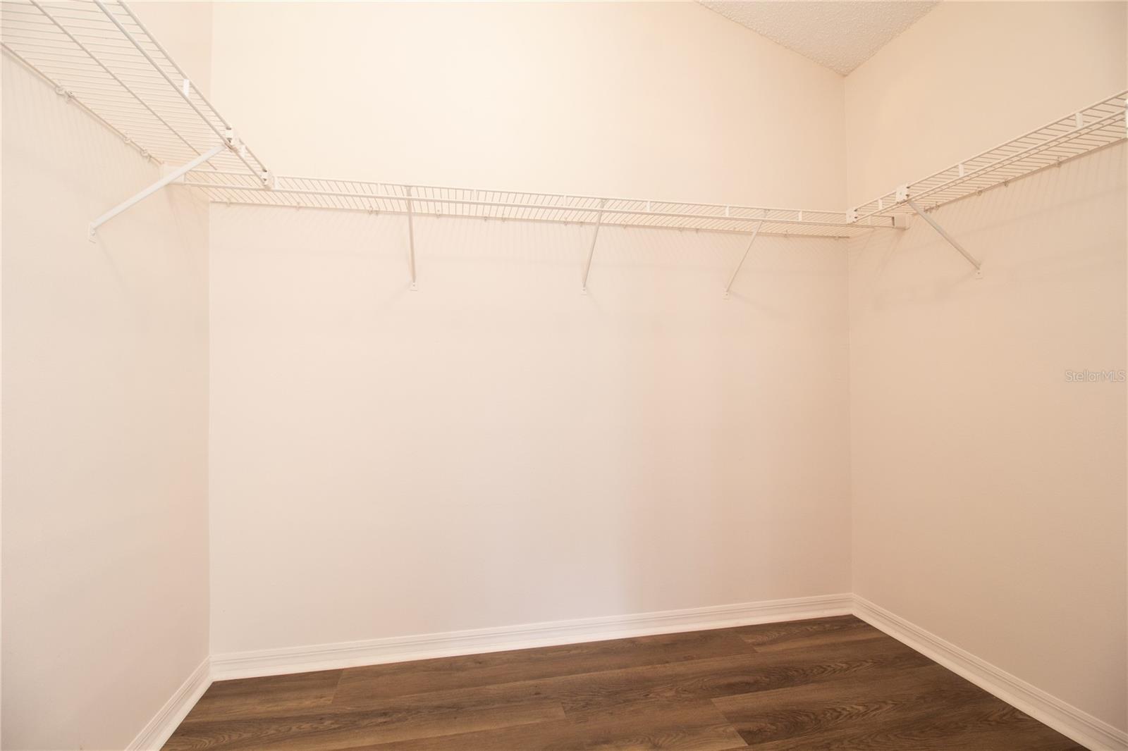 Mster Bedroom Walk-In Closet