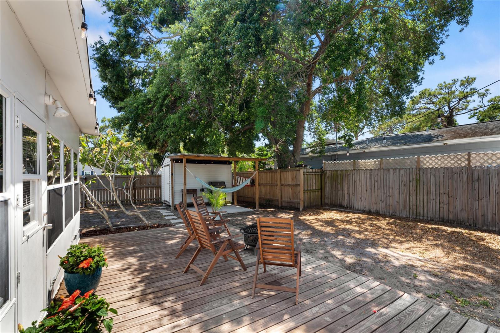 Deck