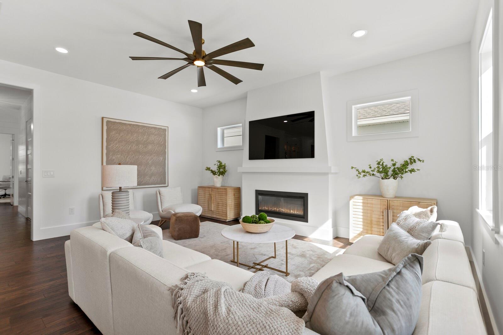 living/entertaining space