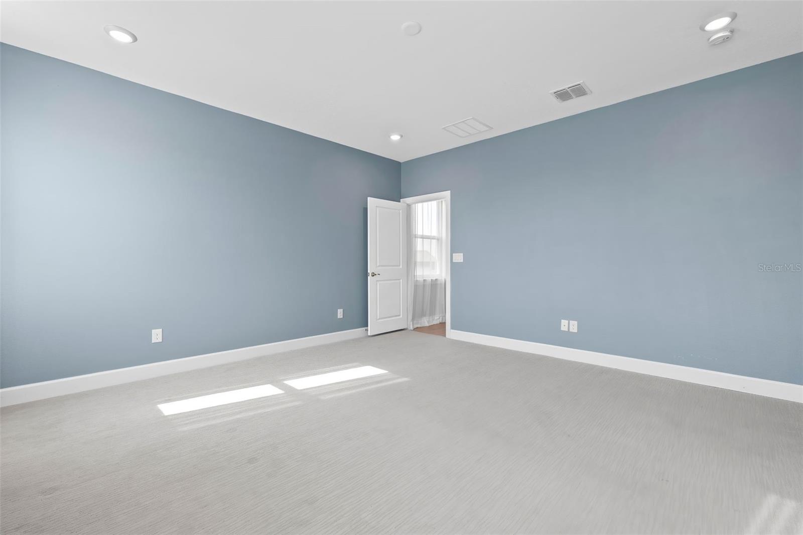 Primary suite