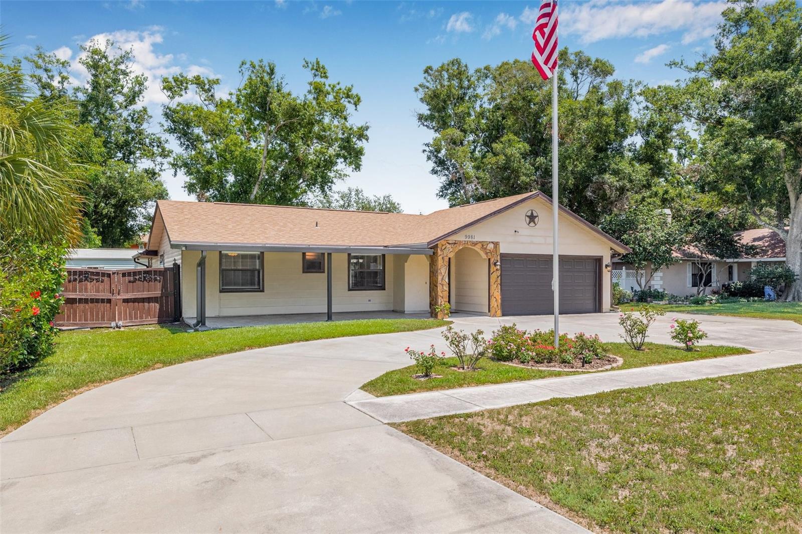 Cedar Place 9981 58th St N