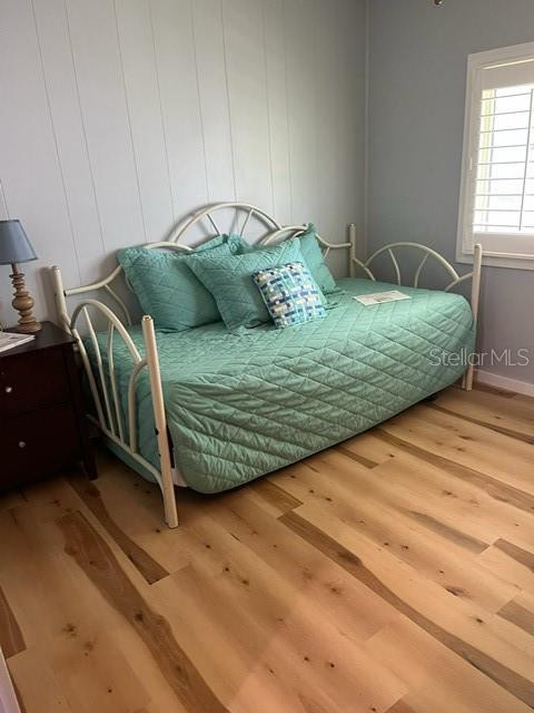 2nd bedroom with day bed that expands to kingsize bed.
