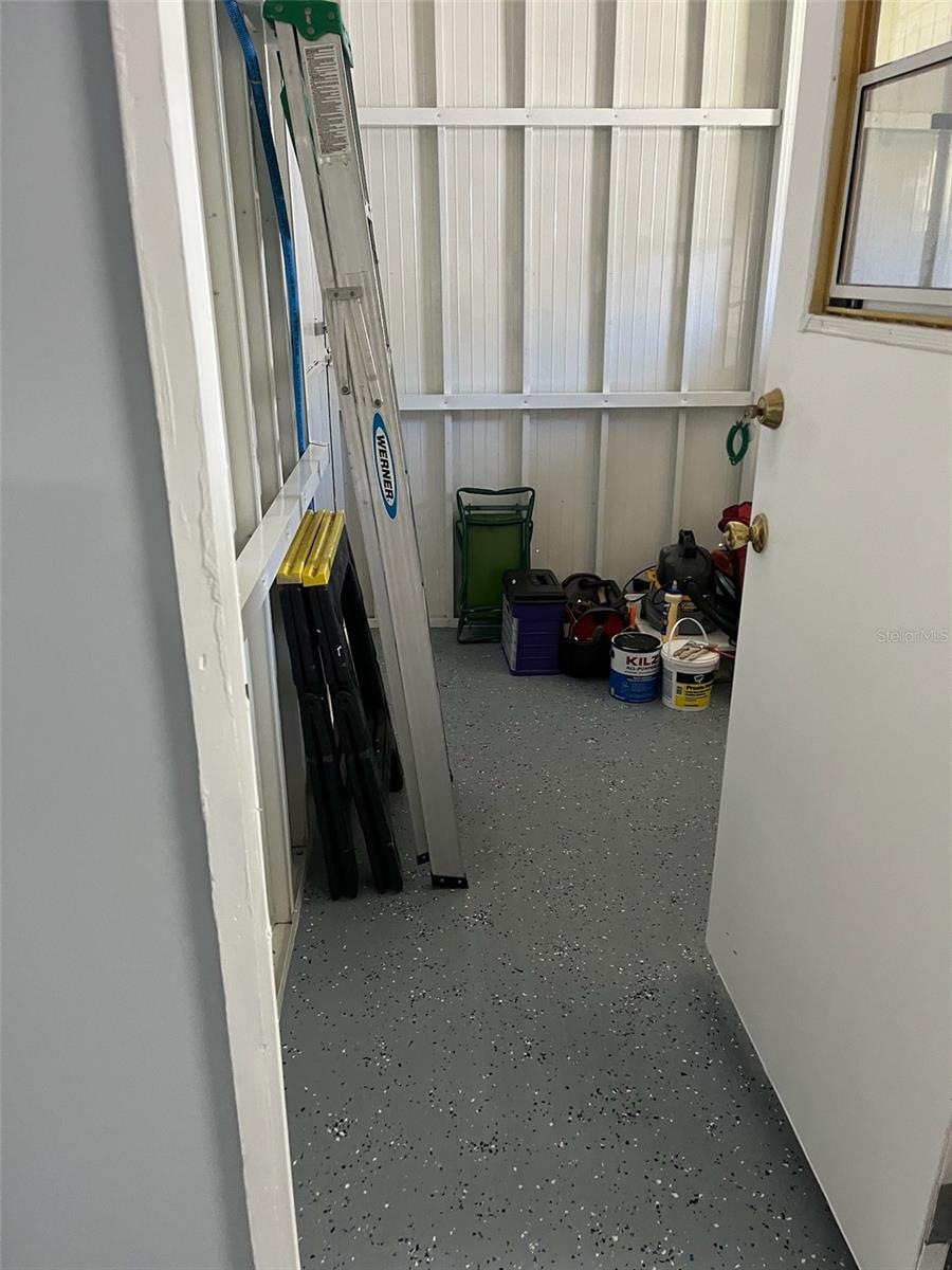 Entrance from laundry room to shed (potential workshop)