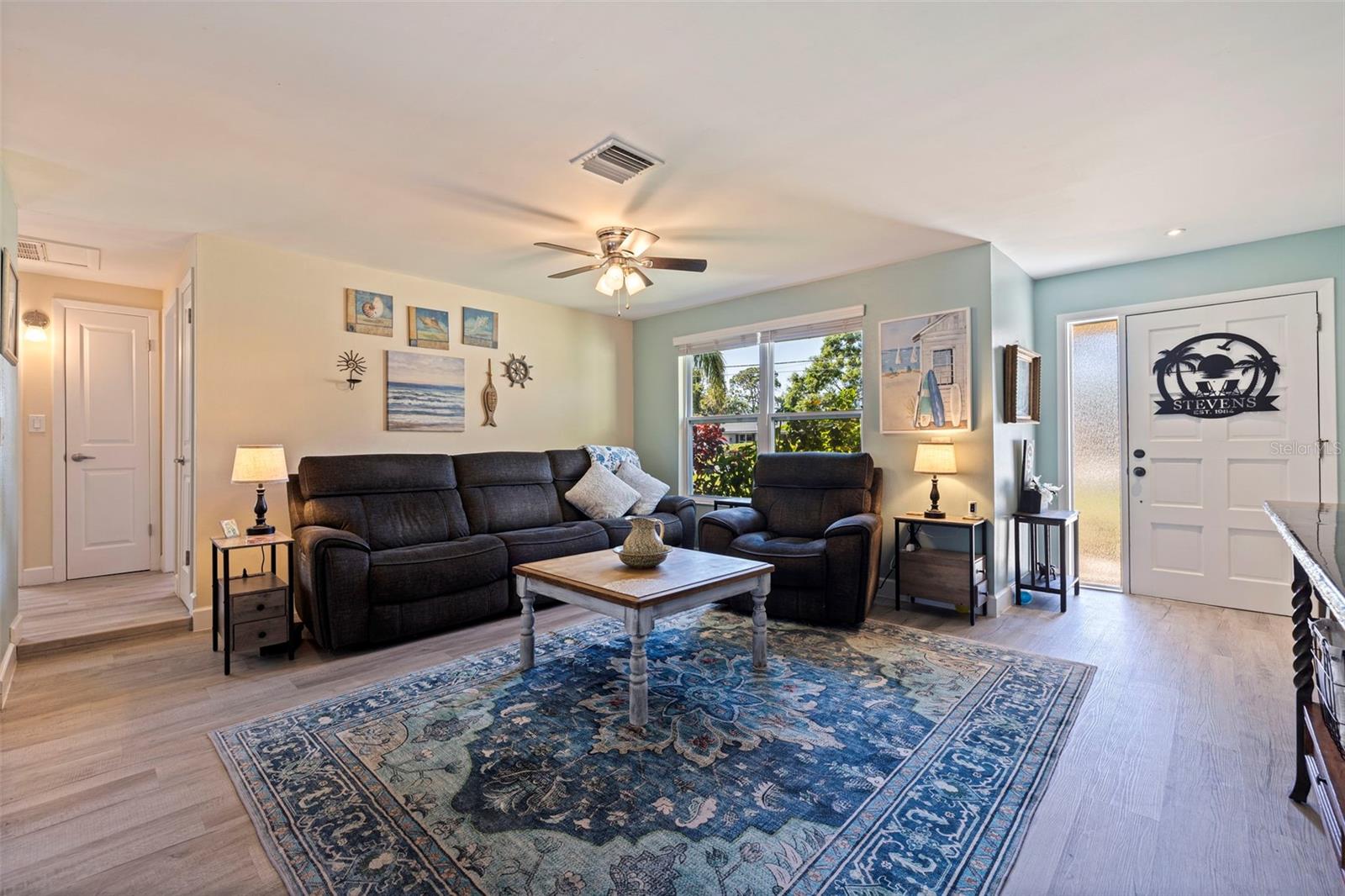 Living rm