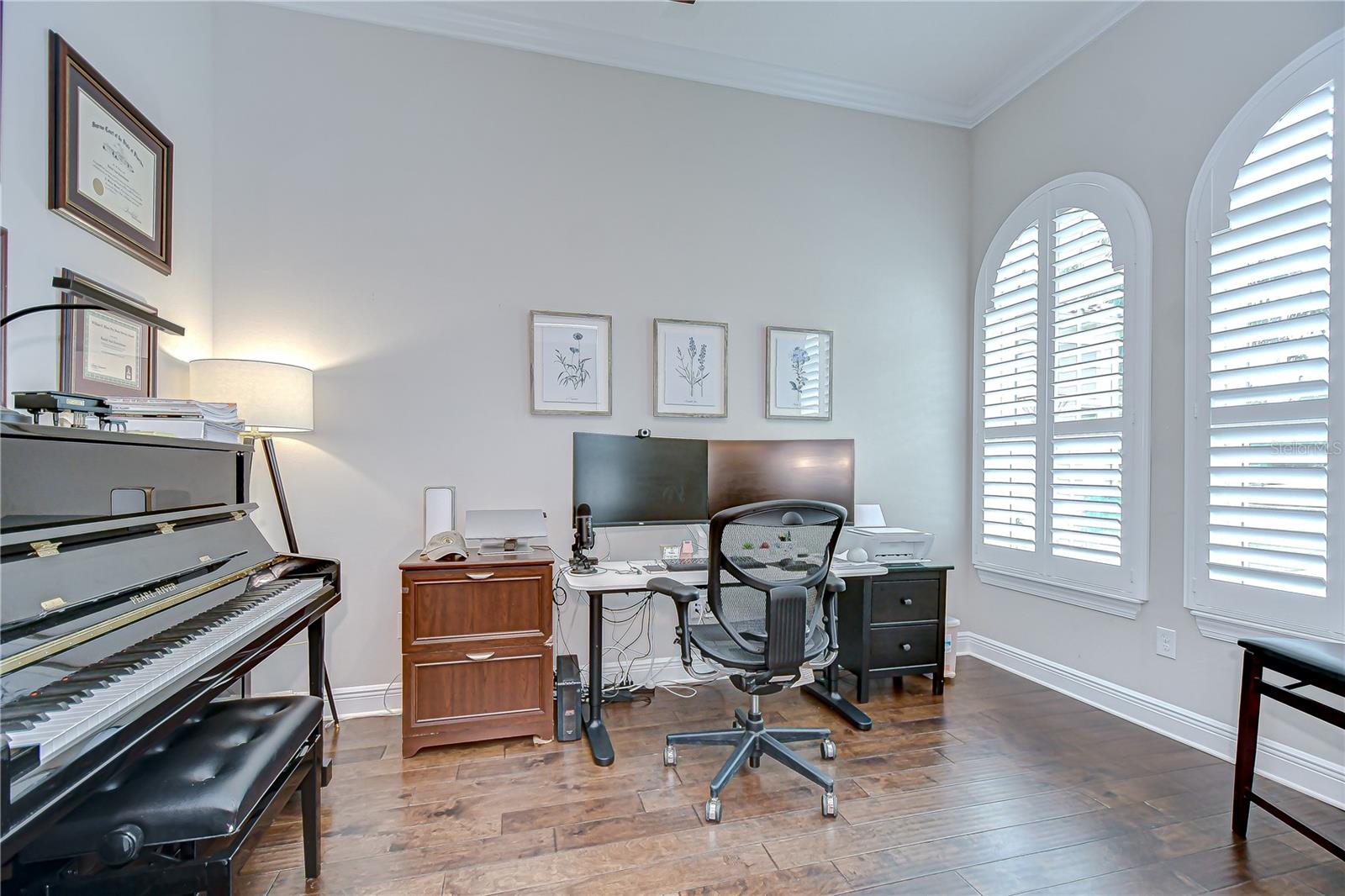 Private home office!