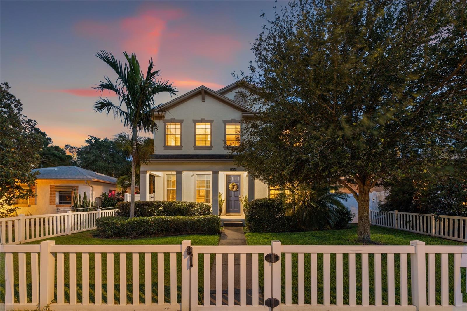 1436 30th Ave N ~ Welcome Home