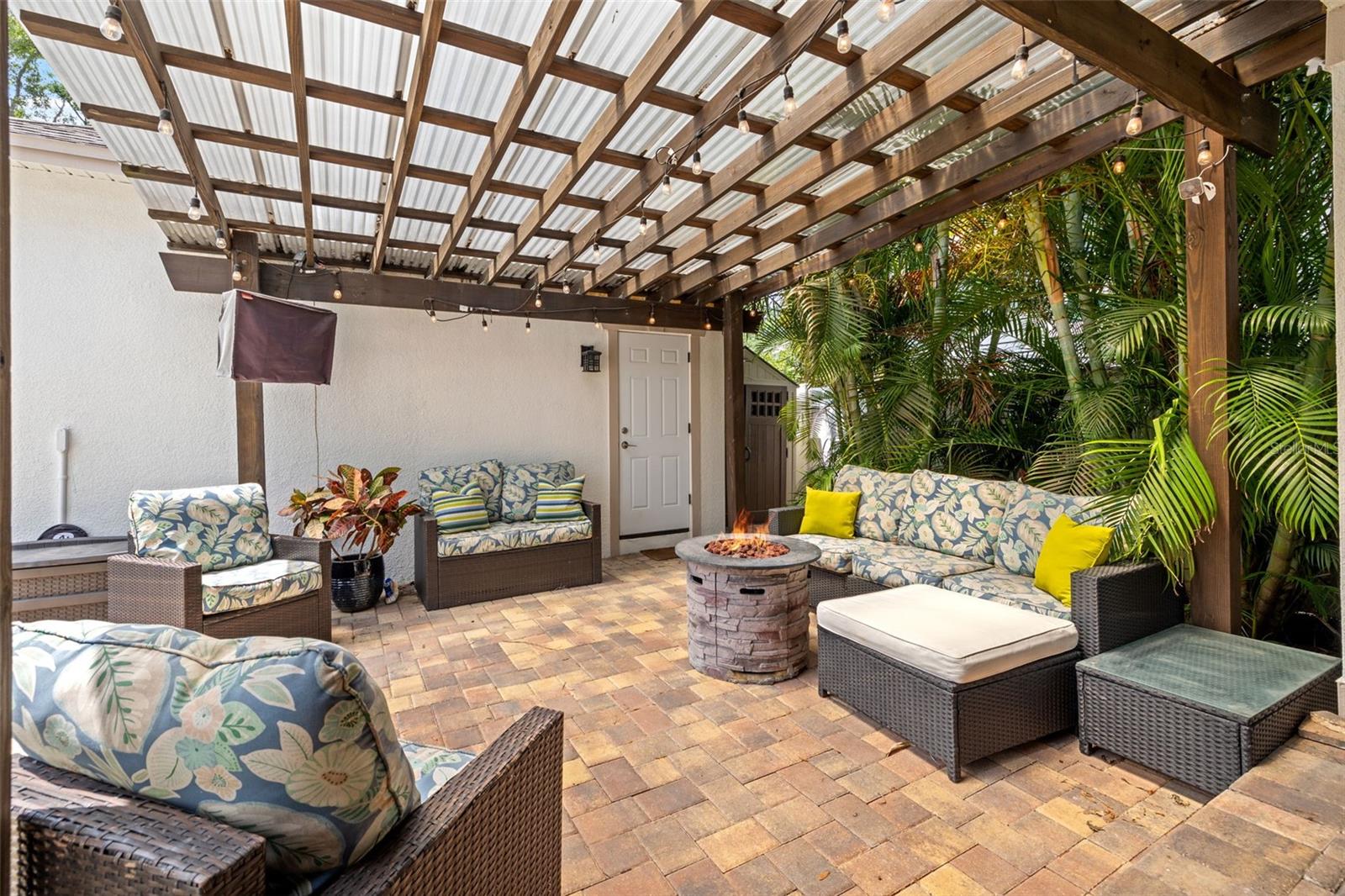 Great Entertaining Space