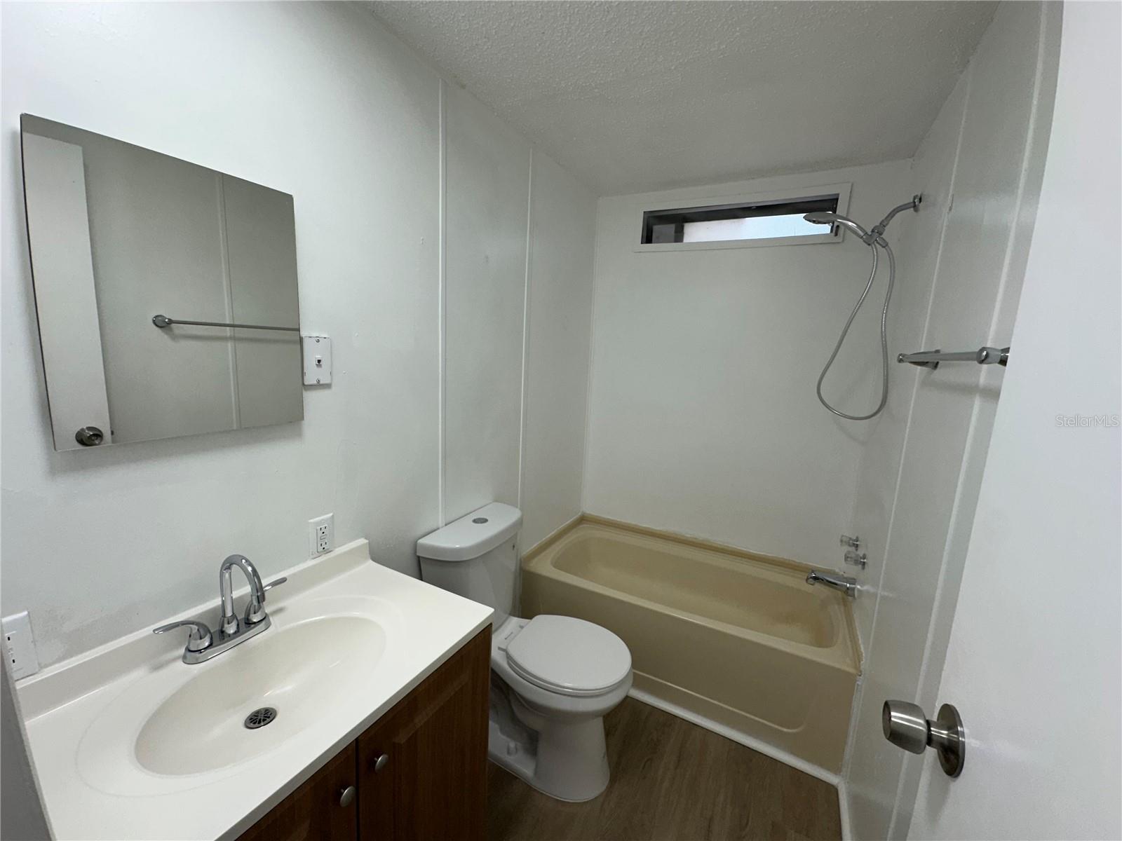 Secondary Bath