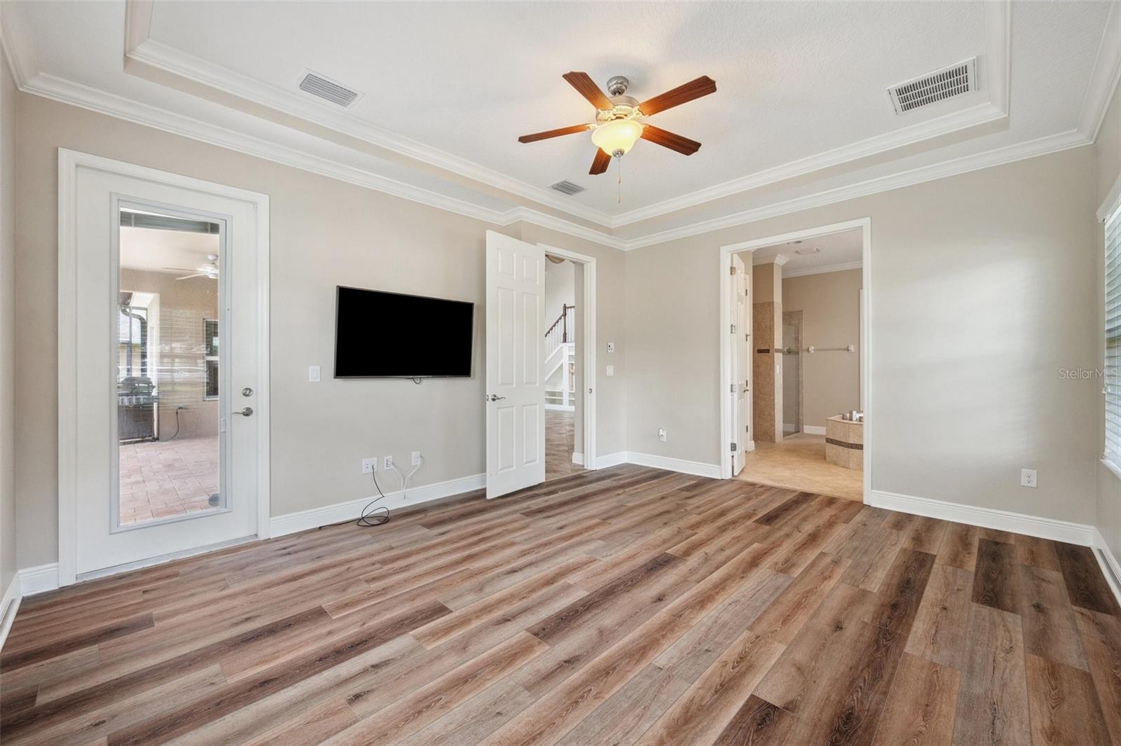 Primary suite 2