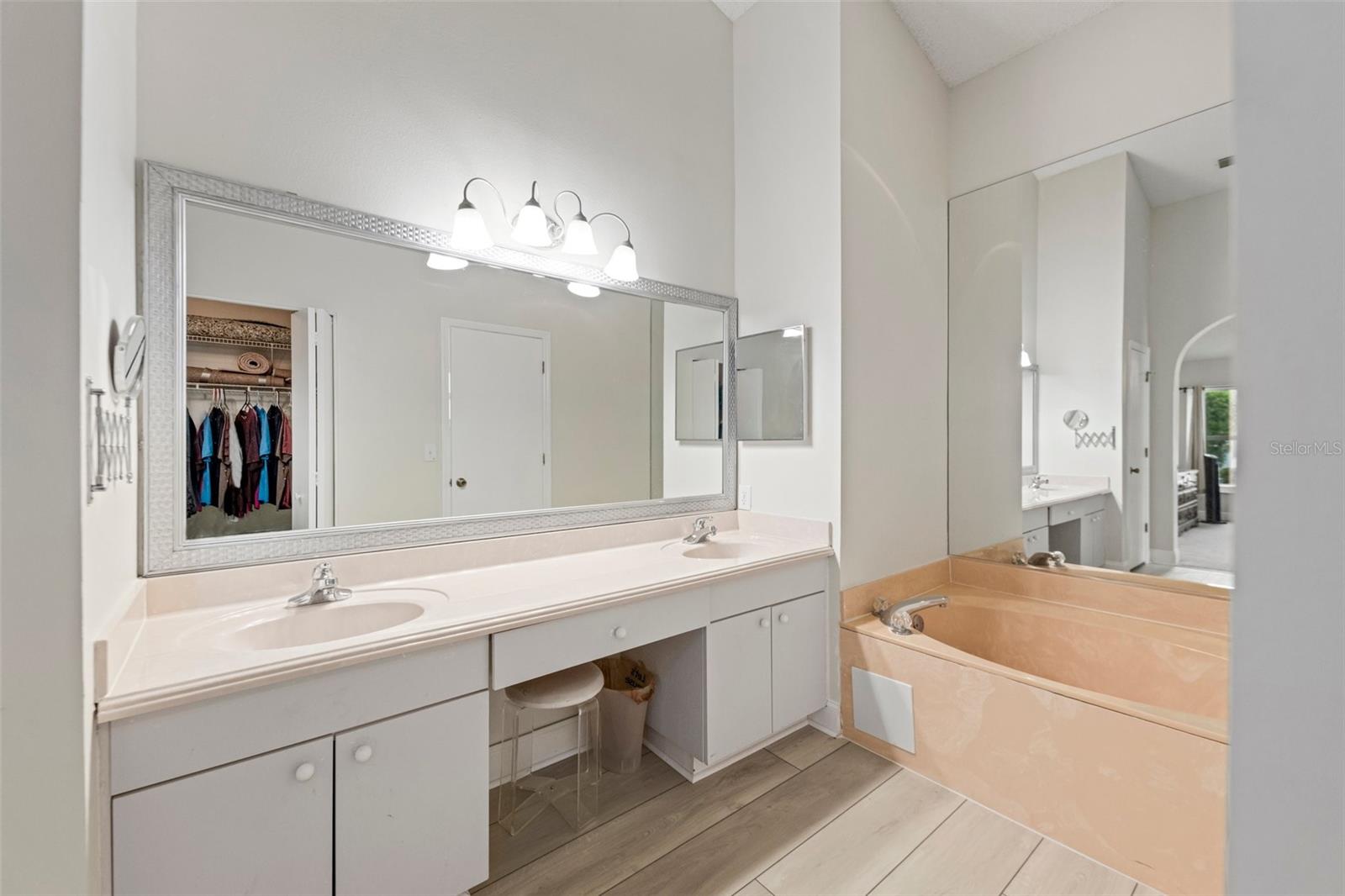 Primary bath with new LVP