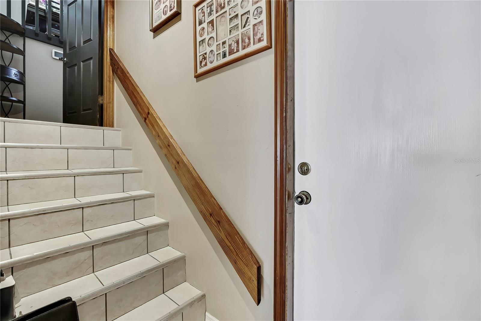 Stairs to 2nd level