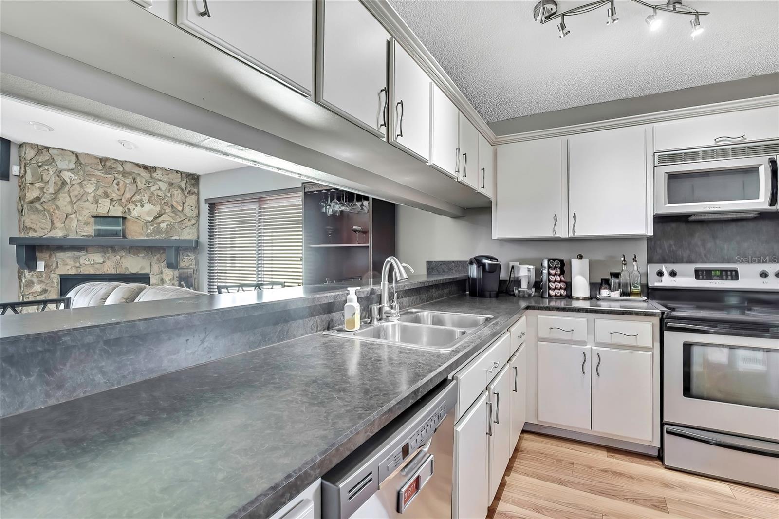 2nd floor kitchen