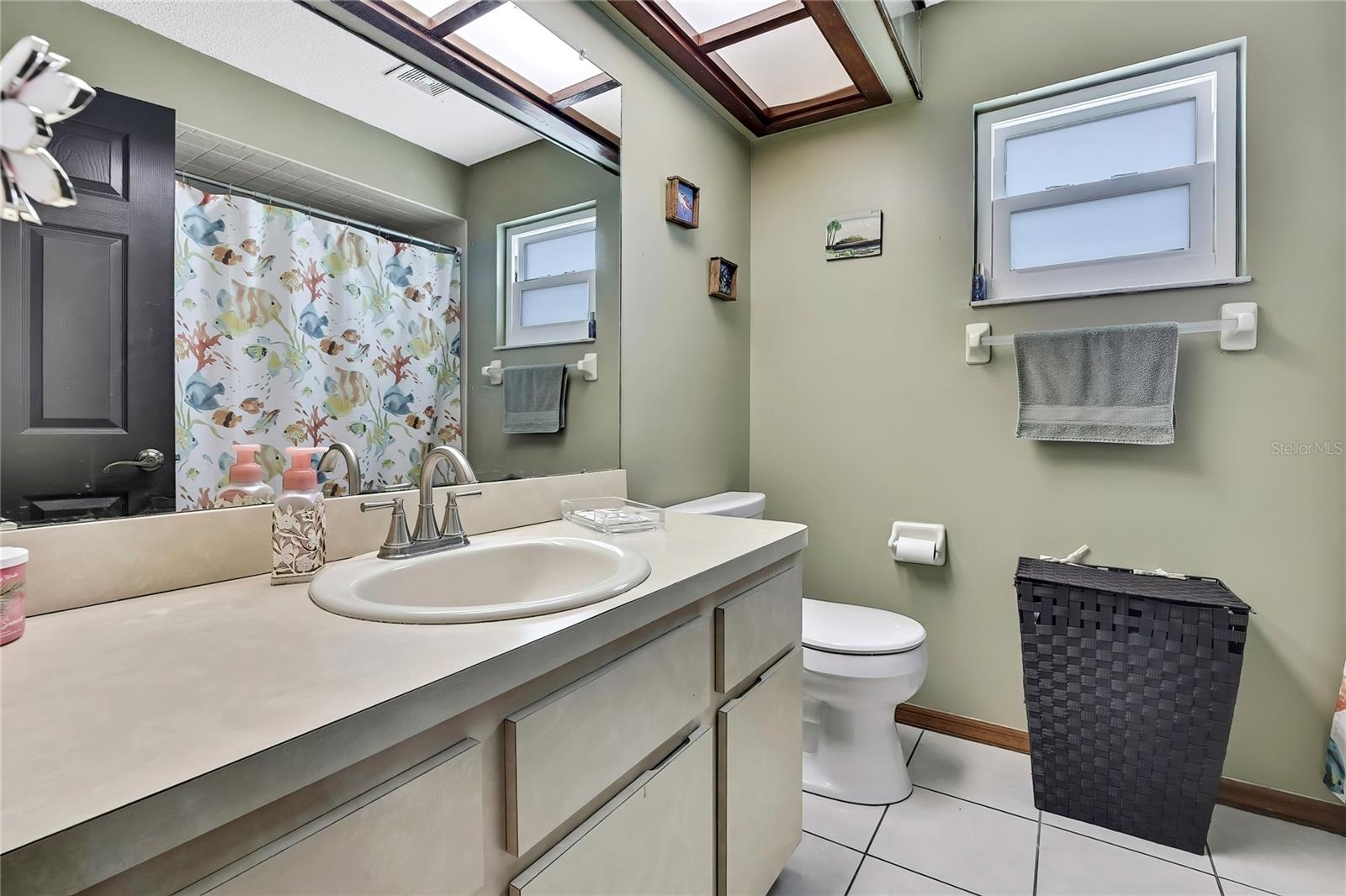 2nd floor guest bathroom