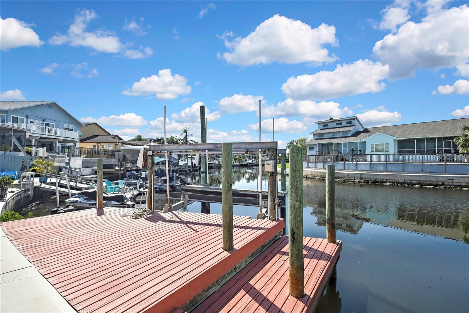 dock with boat lift