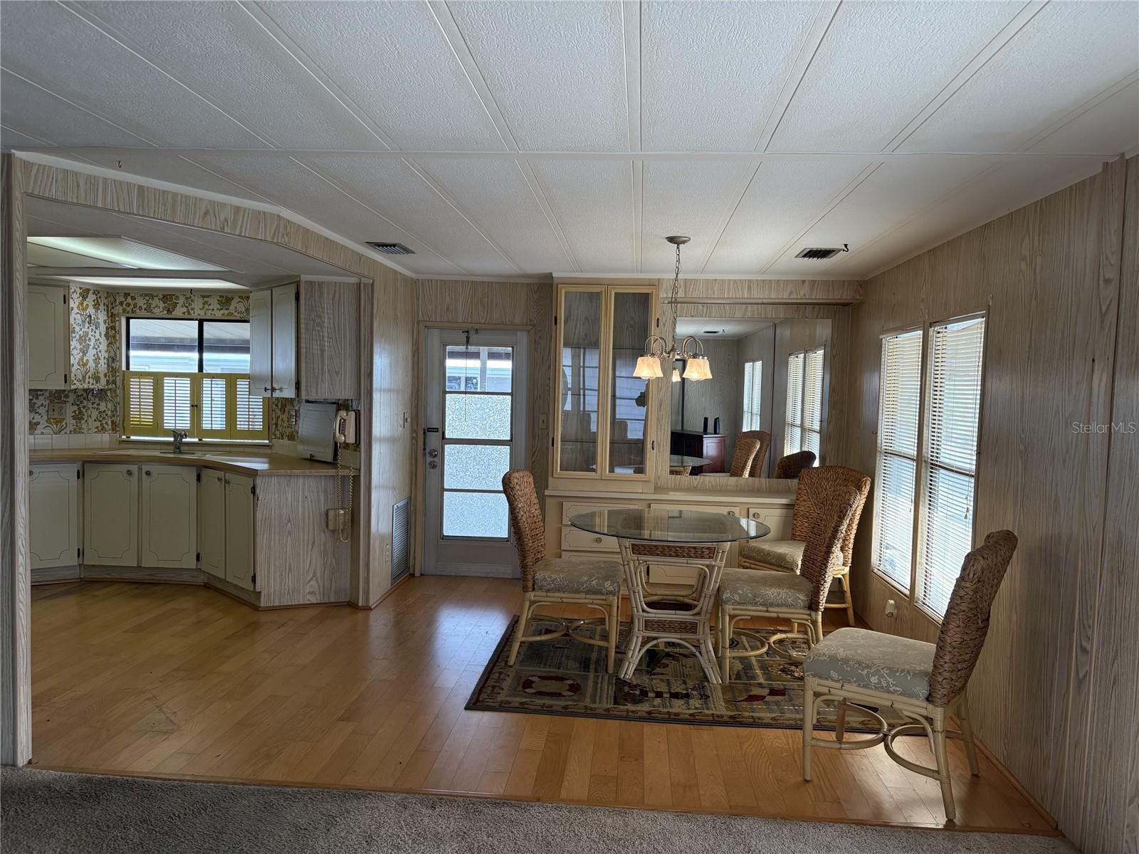 OPEN to kitchen