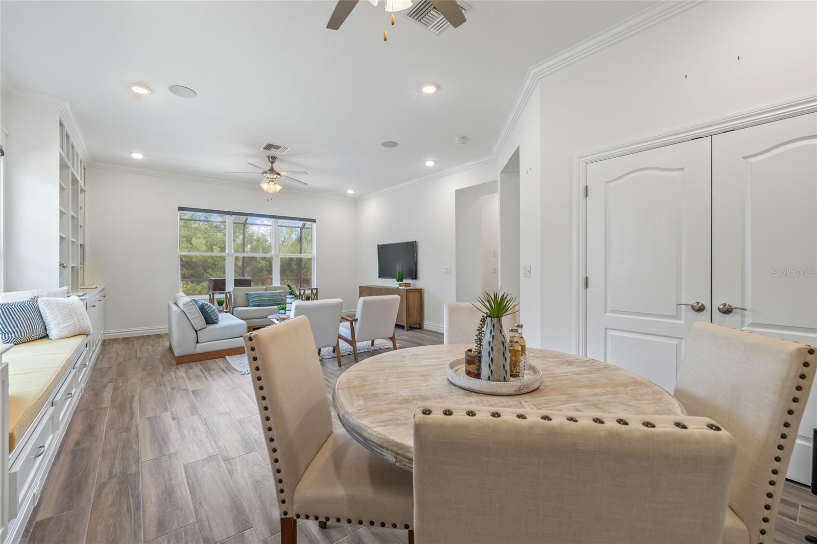 Multi purpose room with built in features