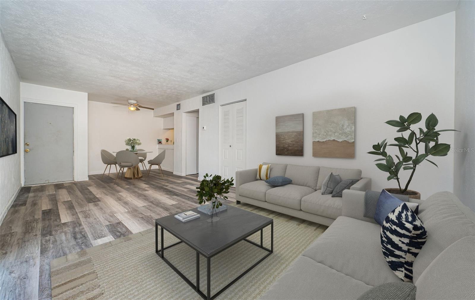 Living room/Dinning Room