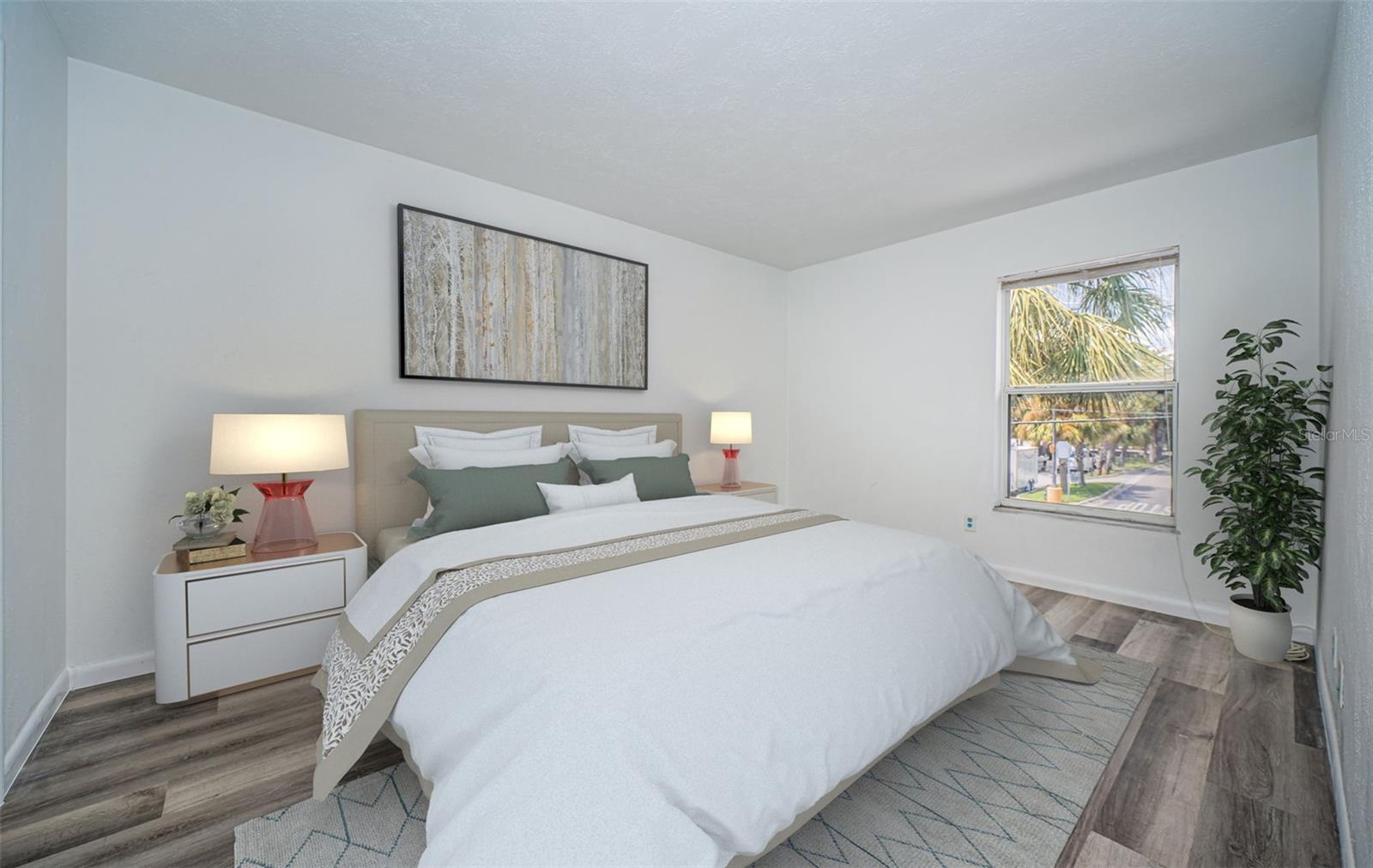 Main Bedroom/ Suite