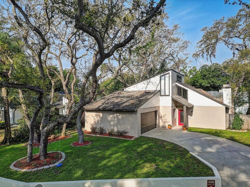 10910 Winter Oak Place