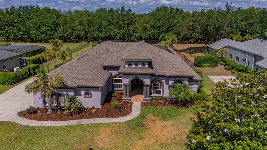 AN UNFORGETTABLE HOME!
