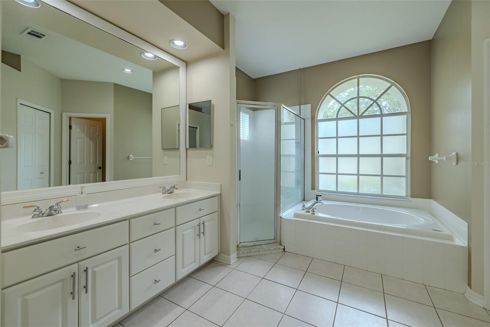 Primary bath has dual sink vanity!