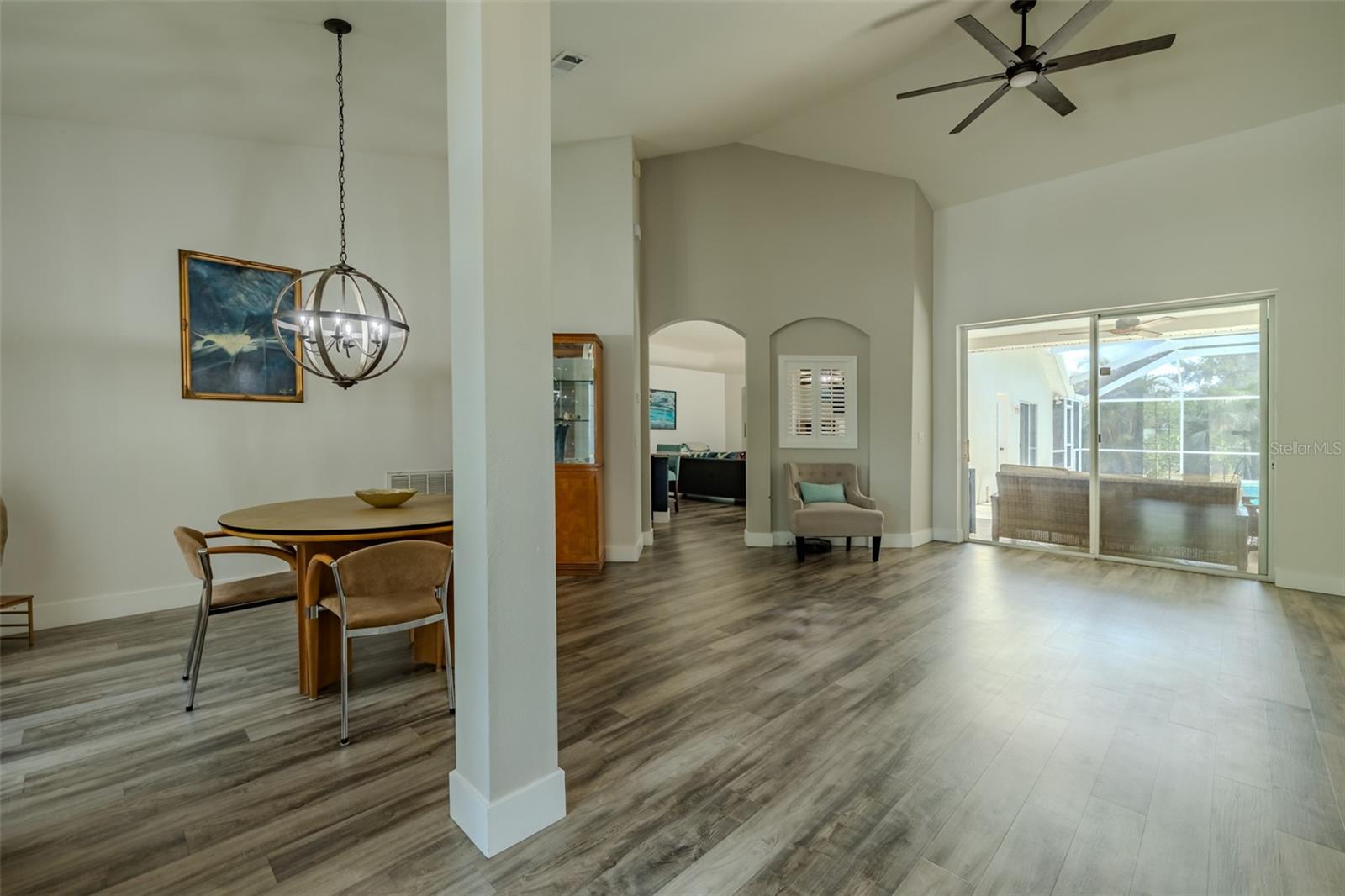Check out the height of these VAULTED ceilings!