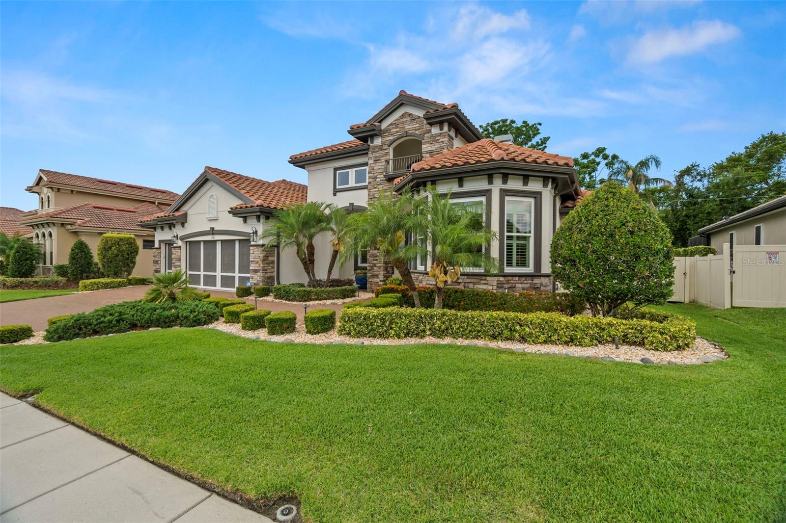 Magnificently well maintained Executive Home!
