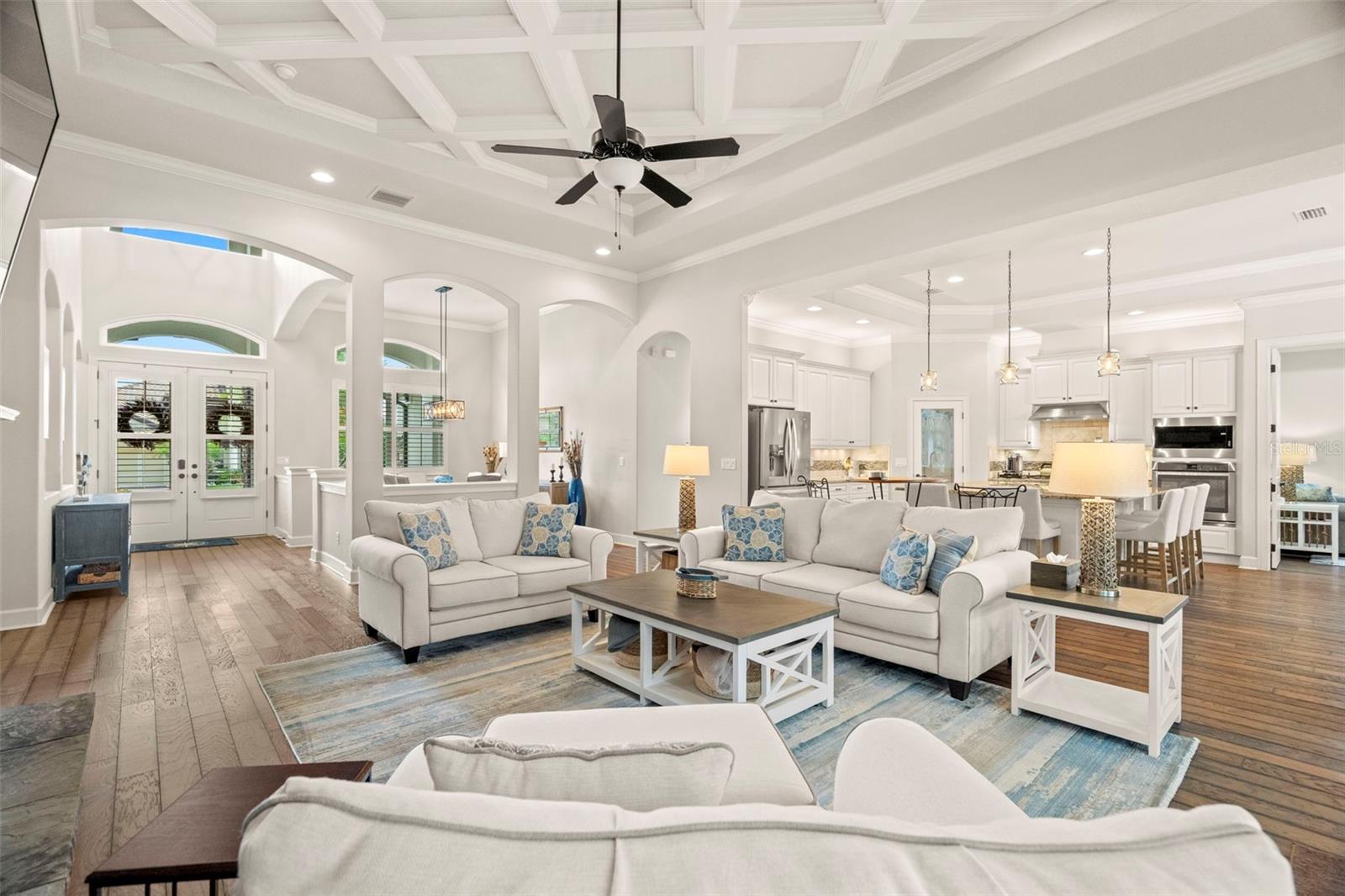 Living, Dining & Kitchen!