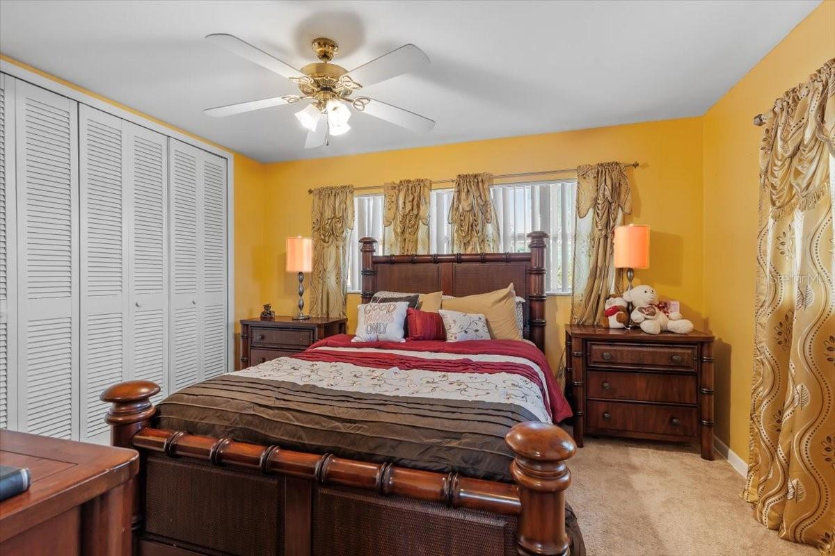 BEDROOM 2