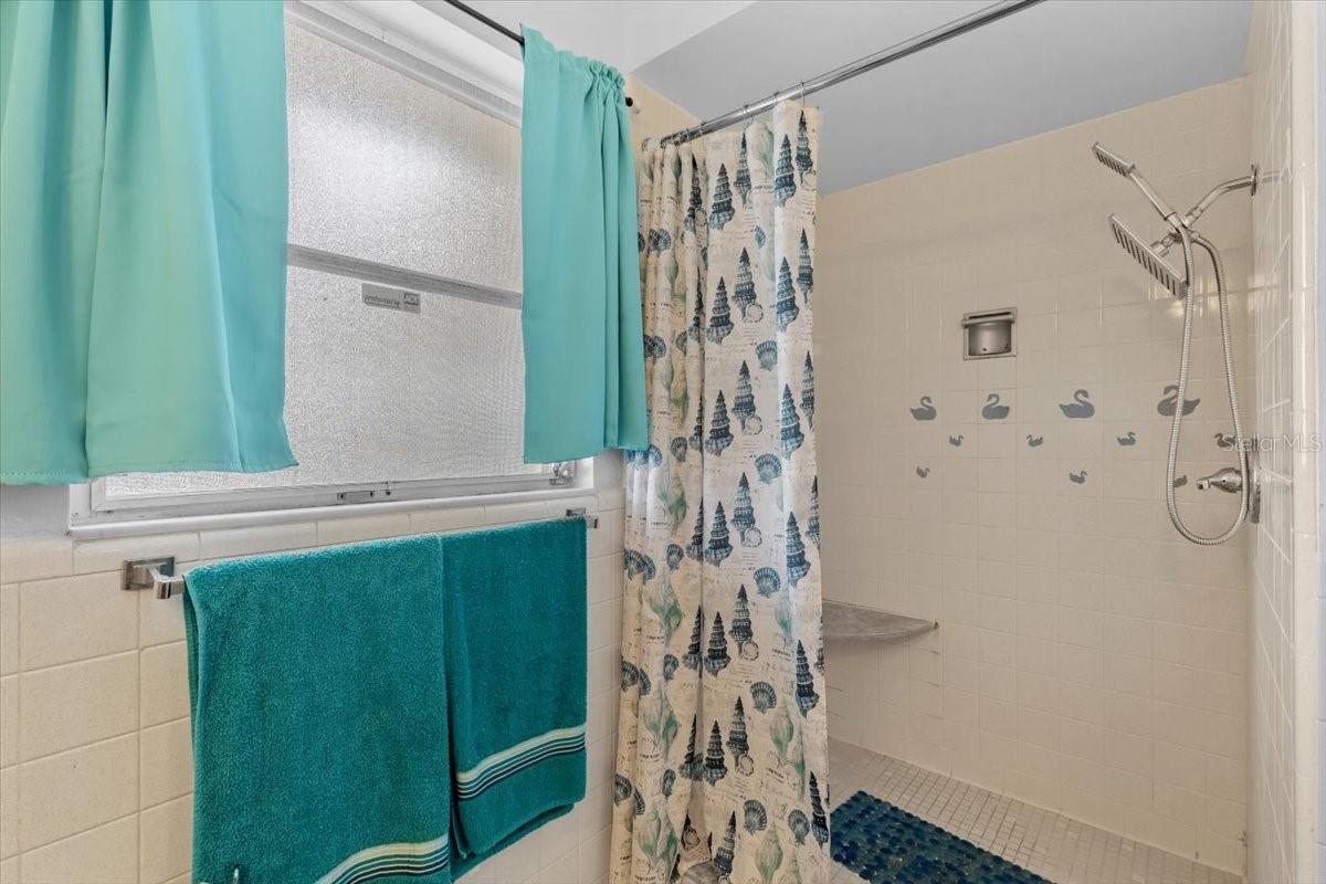 GUEST BATH