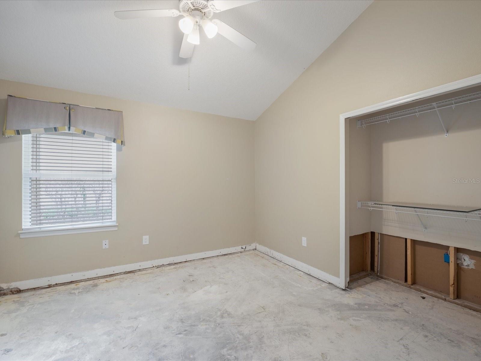 3rd bedroom with wall closet
