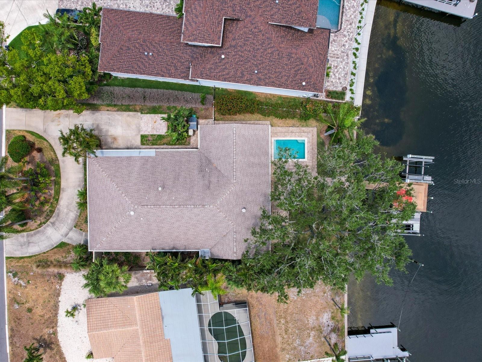 Front to back aerial