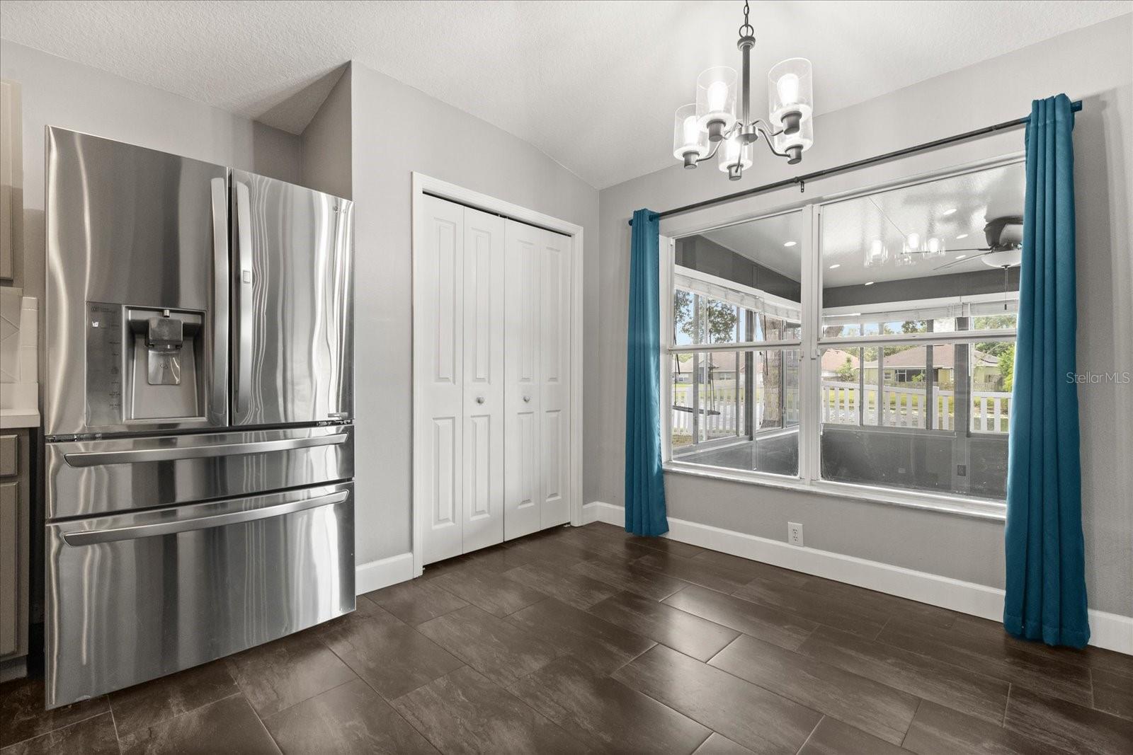 Full kitchen view