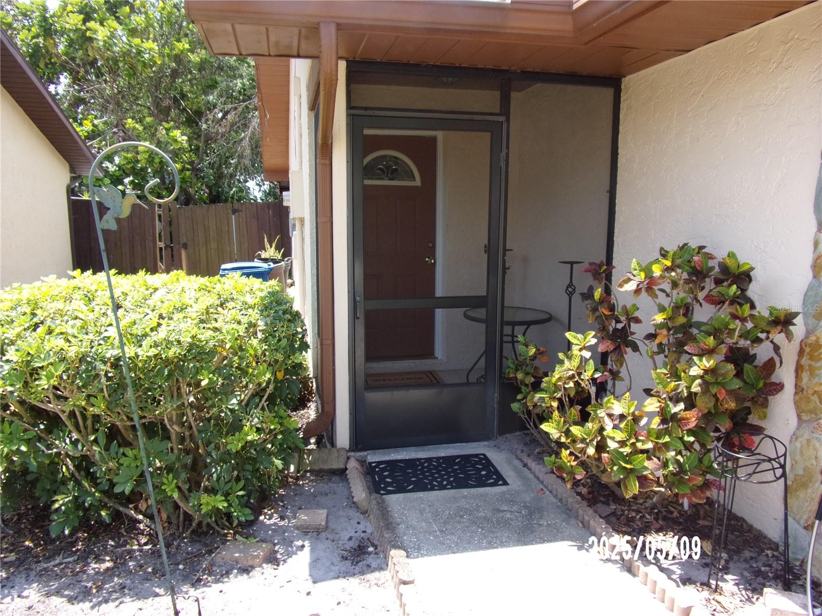 Screened Entrance
