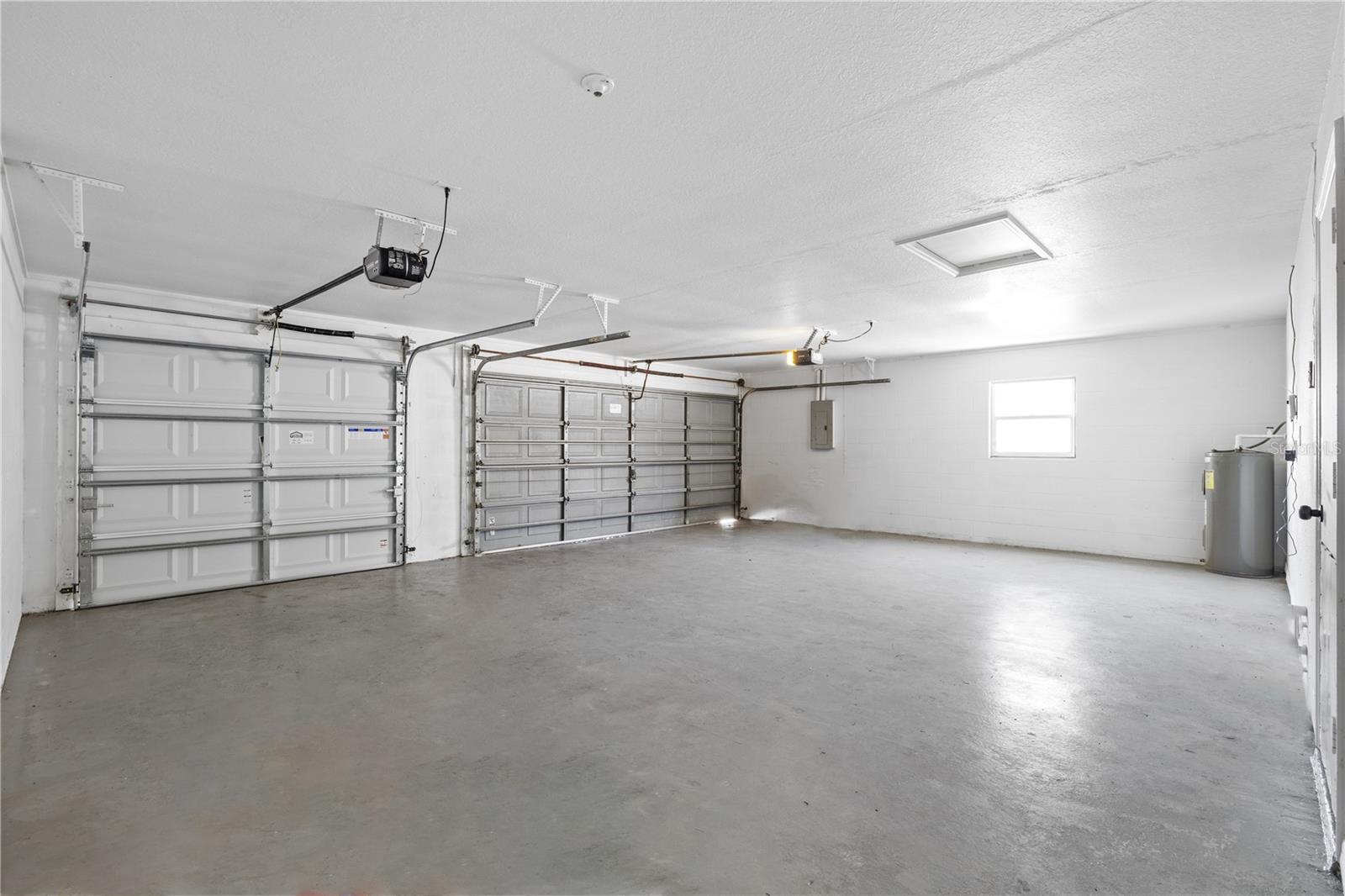 Spacious 3 car garage