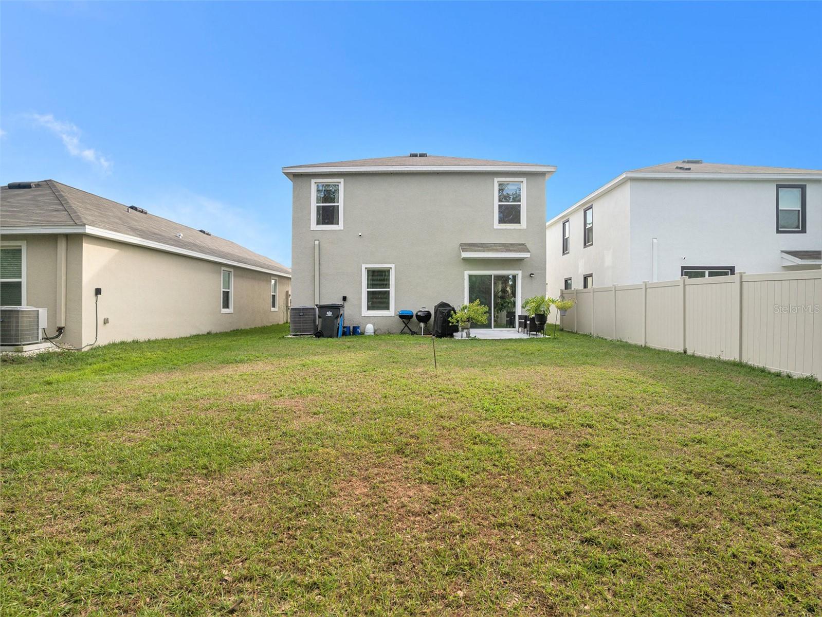 17012 Oval Rum Drive, Wimauma, FL 33598 - Large Backyard - no rear neighbors