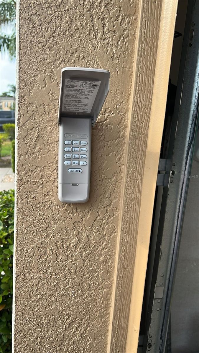 TB8384007