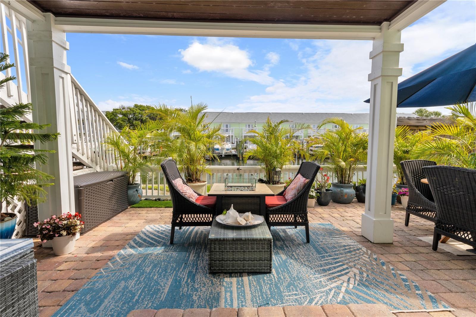 Enjoy your waterview, enjoy the dolphins swimming by.