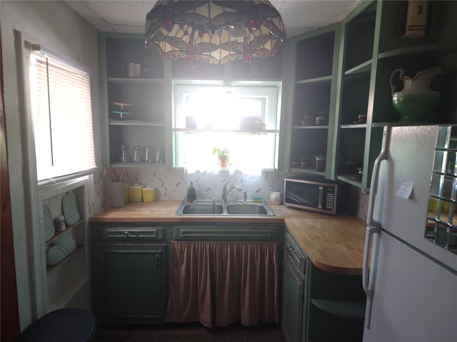 Kitchen 2