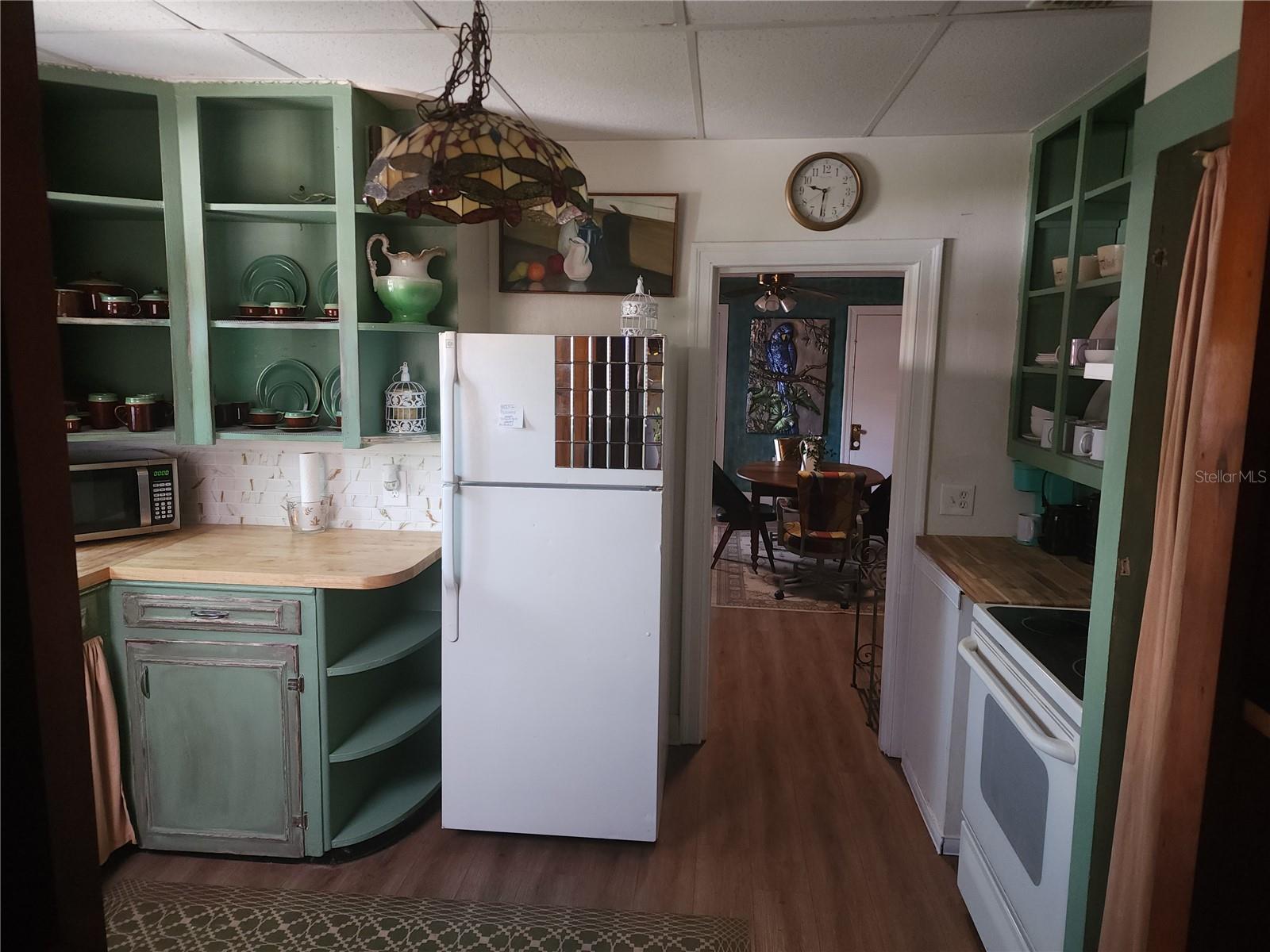 Kitchen 4