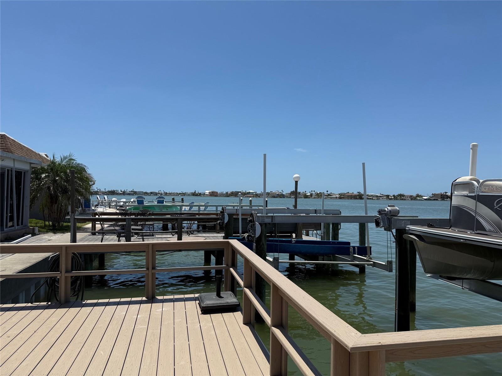 Dock