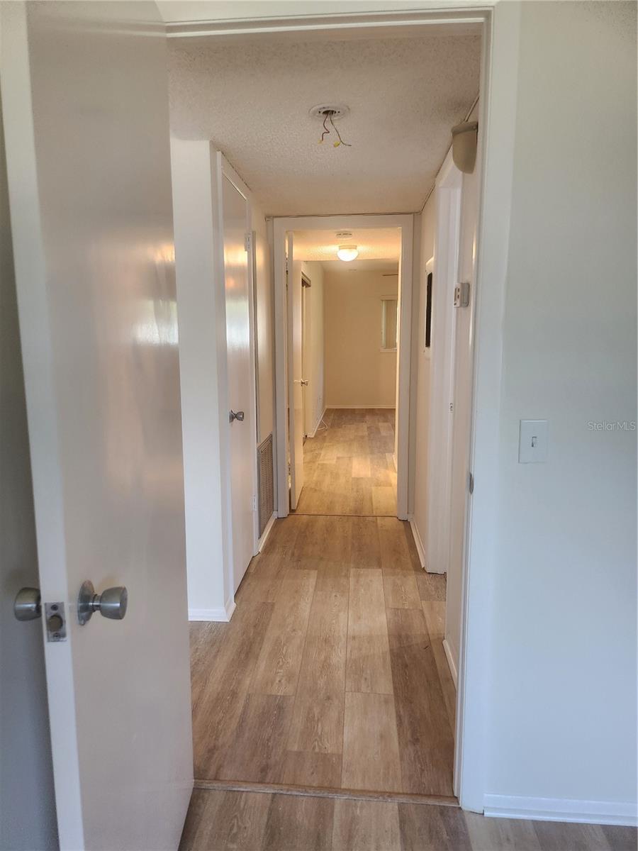hallway between bedrooms