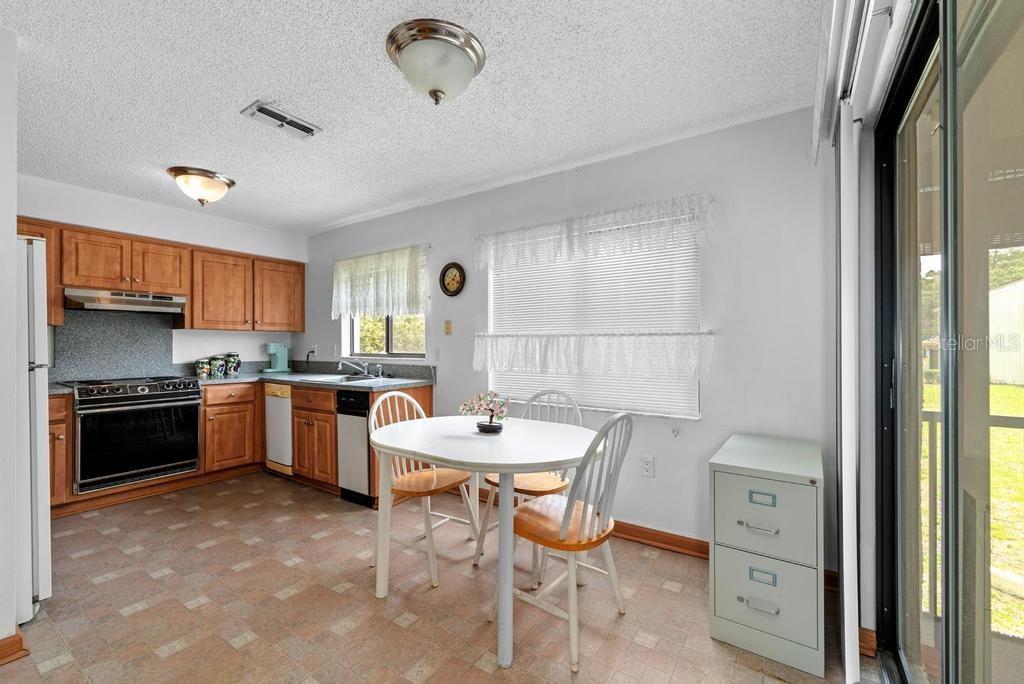 Eat in Kitchen
