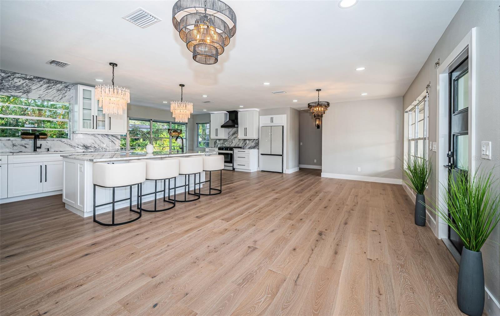 Kitchen / Living Room combination - perfect for the cook that doesn't want to be separated from family & friends!