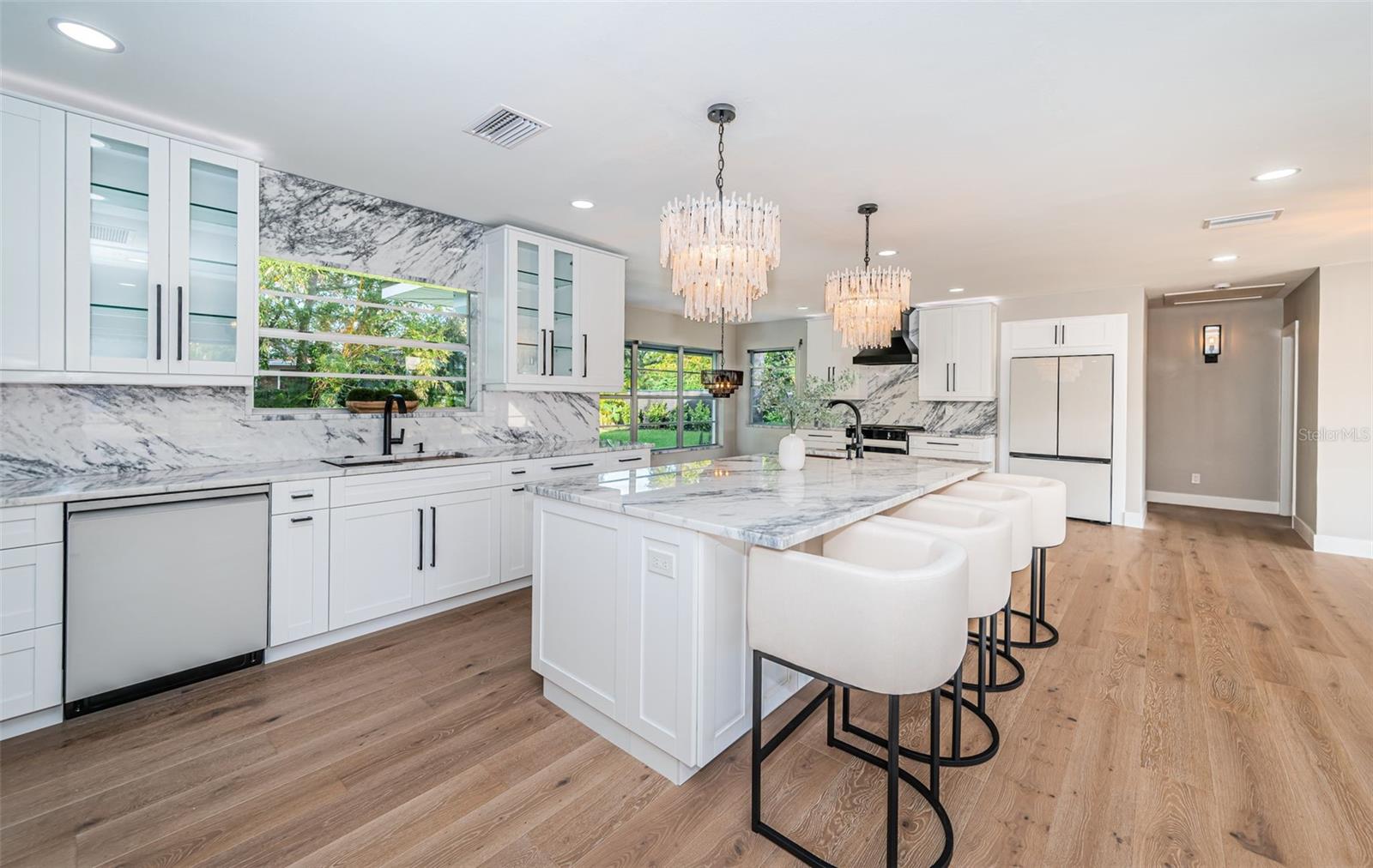 Sleek & Social—A Kitchen Designed to Impress!