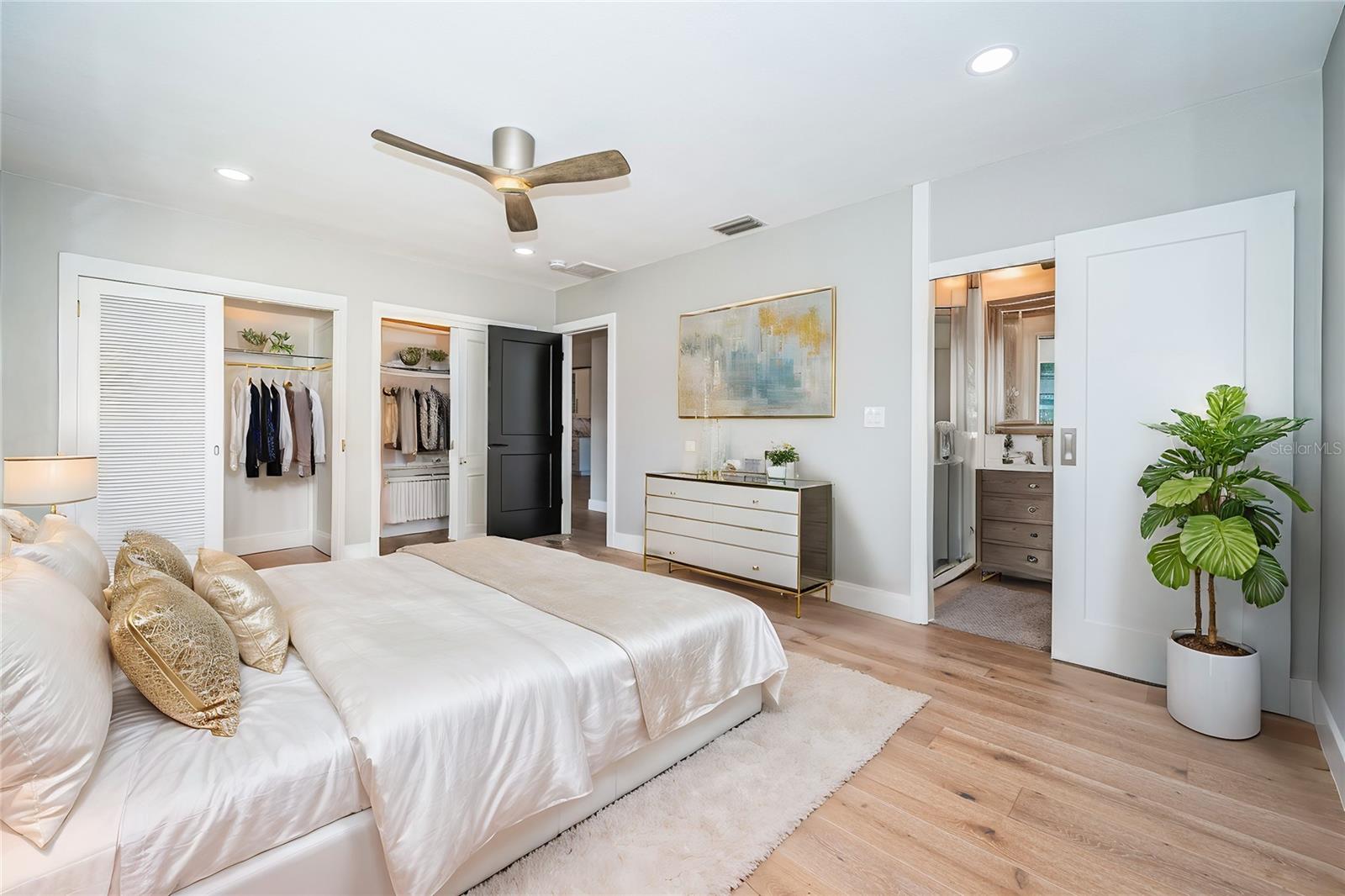 Main level secondary bedroom / Ensuite bedroom and bath